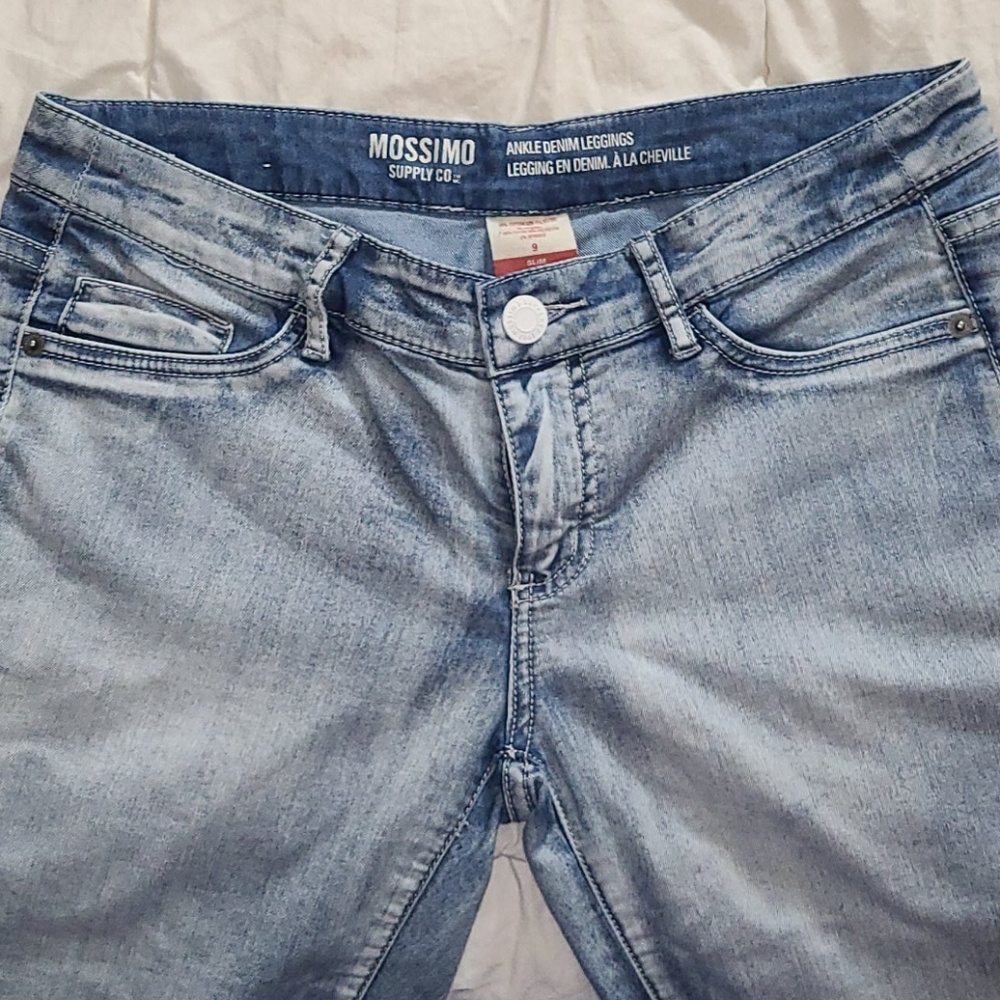 Jeans - Picture 2 of 3